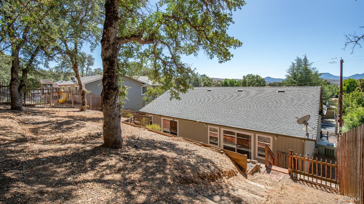 19516 N Mountain Meadow Hidden Valley Lake CA 95467