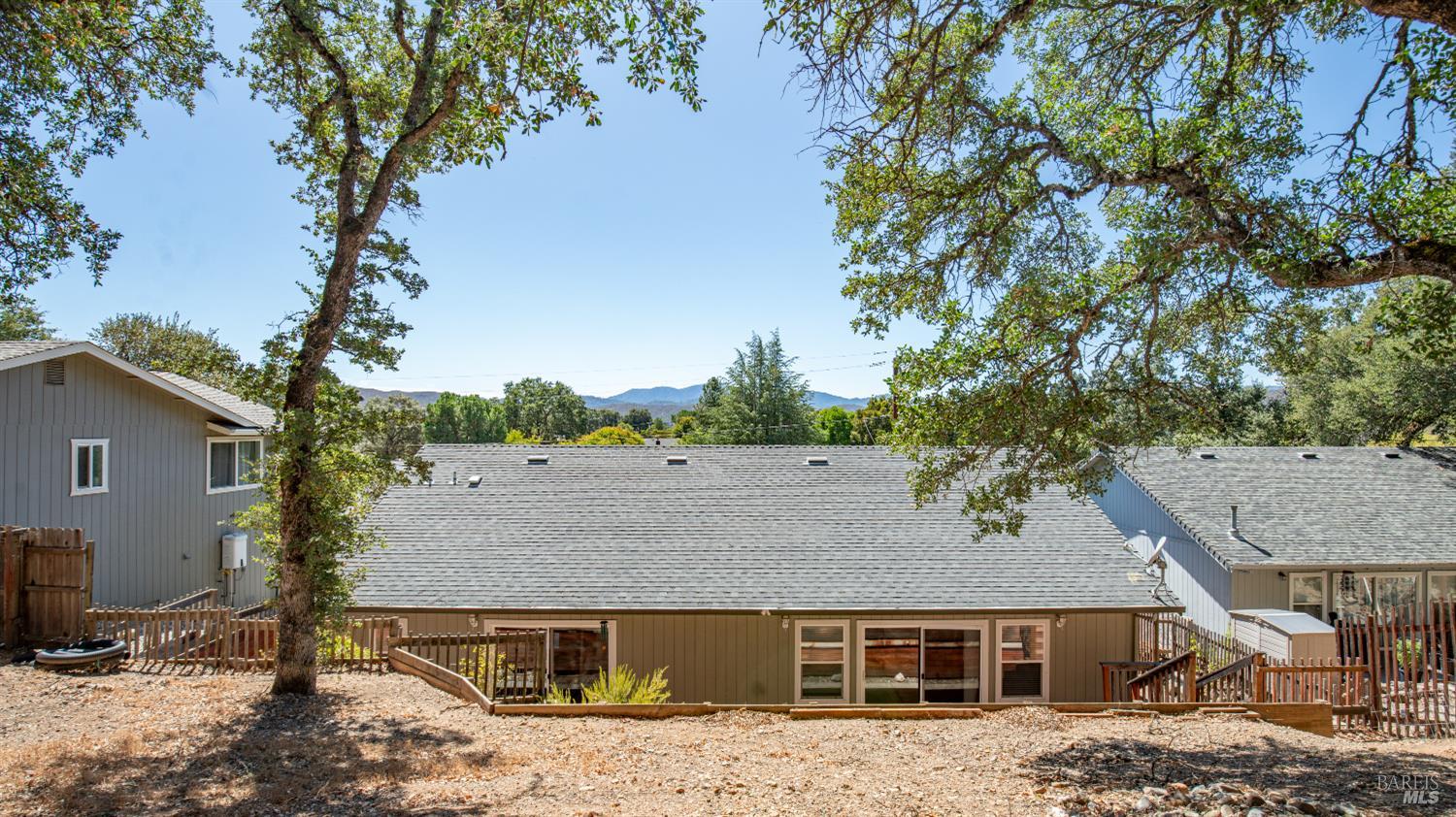 19516 N Mountain Meadow Hidden Valley Lake CA 95467