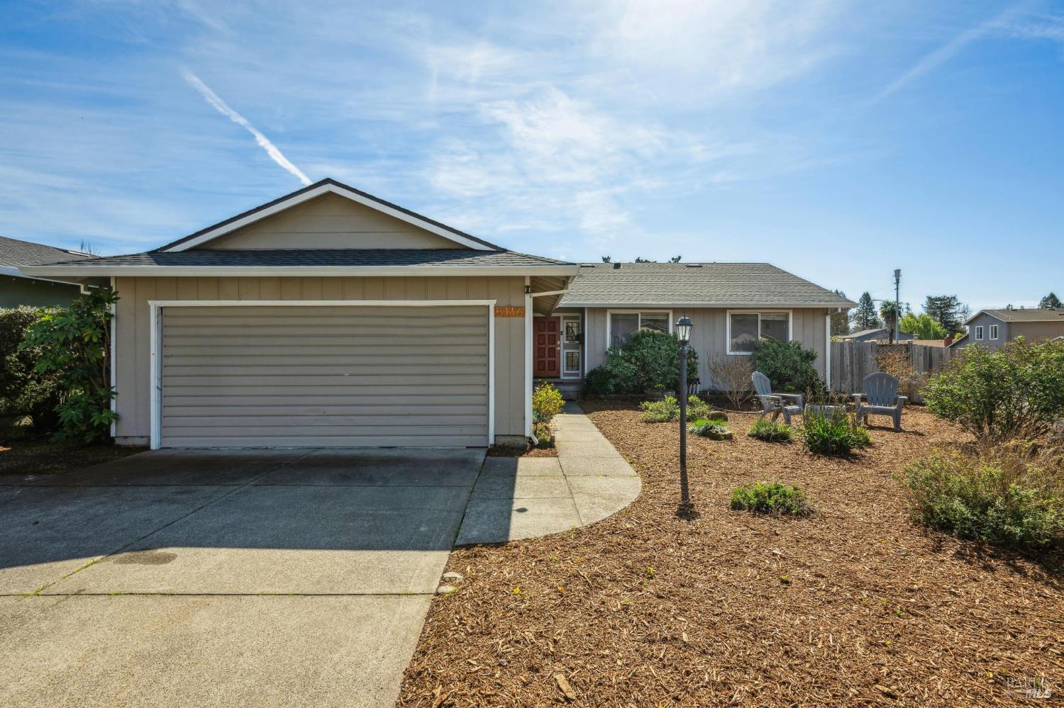 5116 Oak Park Way Santa Rosa CA 95409