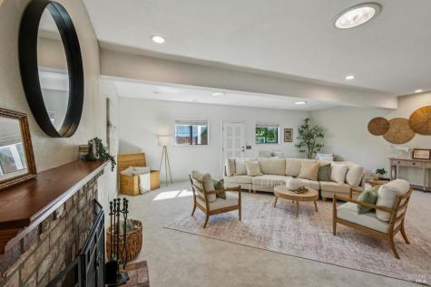 5116 Oak Park Way Santa Rosa CA 95409