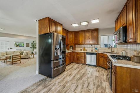 5116 Oak Park Way Santa Rosa CA 95409