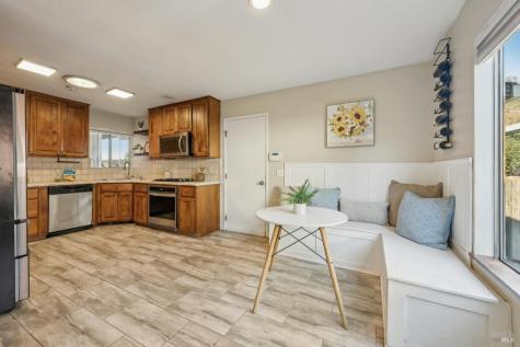 5116 Oak Park Way Santa Rosa CA 95409