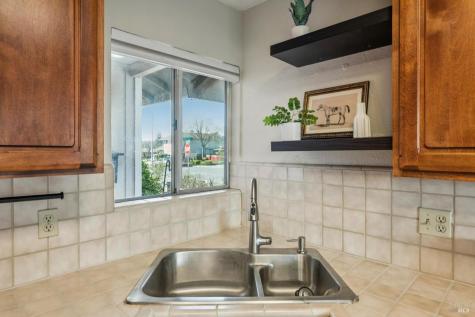 5116 Oak Park Way Santa Rosa CA 95409