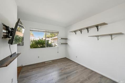 5116 Oak Park Way Santa Rosa CA 95409