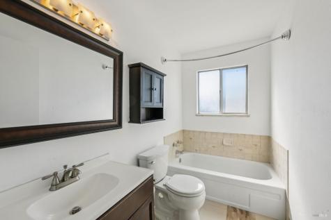 5116 Oak Park Way Santa Rosa CA 95409