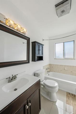 5116 Oak Park Way Santa Rosa CA 95409