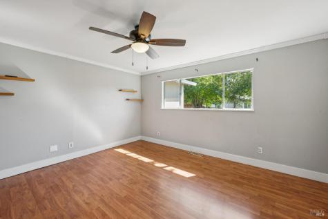 5116 Oak Park Way Santa Rosa CA 95409