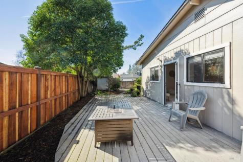 5116 Oak Park Way Santa Rosa CA 95409