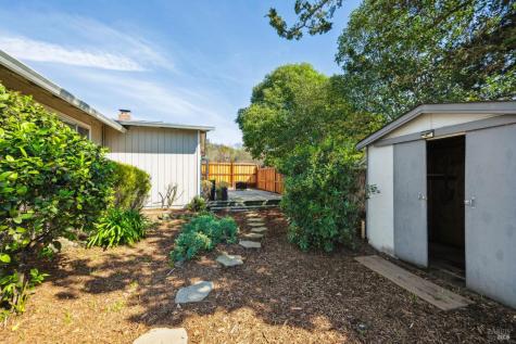 5116 Oak Park Way Santa Rosa CA 95409