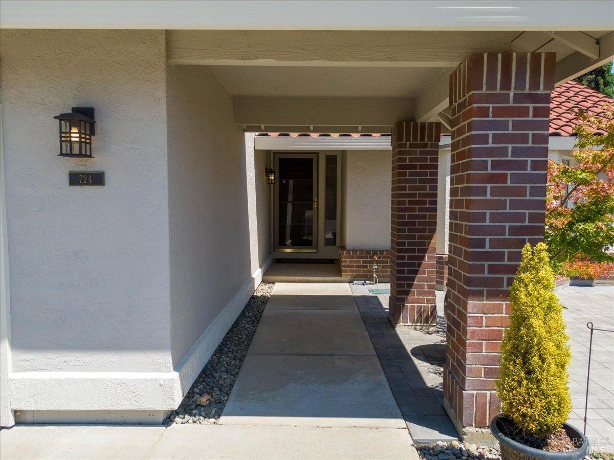 724 Chelmsford Court Vacaville CA 95688