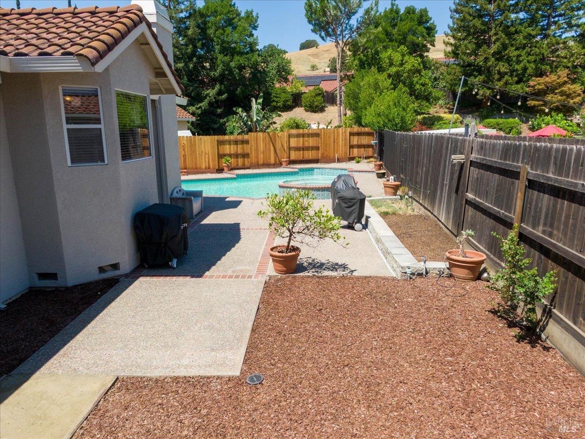 724 Chelmsford Court Vacaville CA 95688