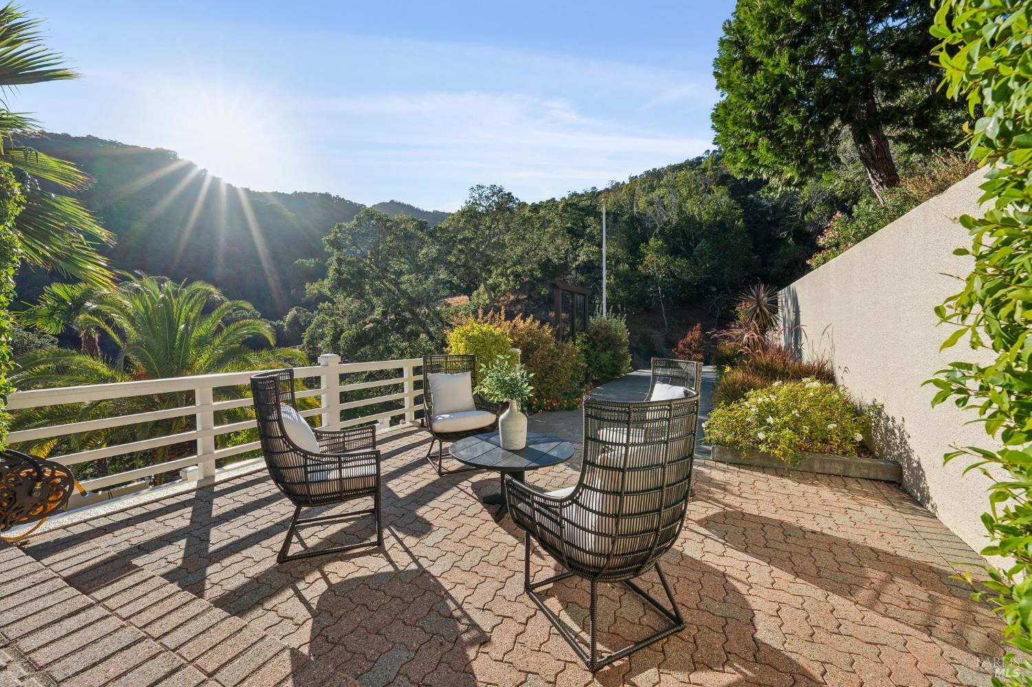 626 Blackstone Drive San Rafael CA 94903