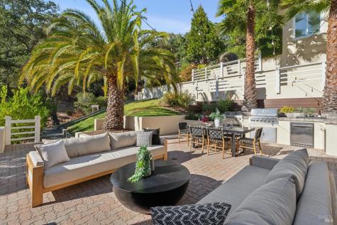 626 Blackstone Drive San Rafael CA 94903