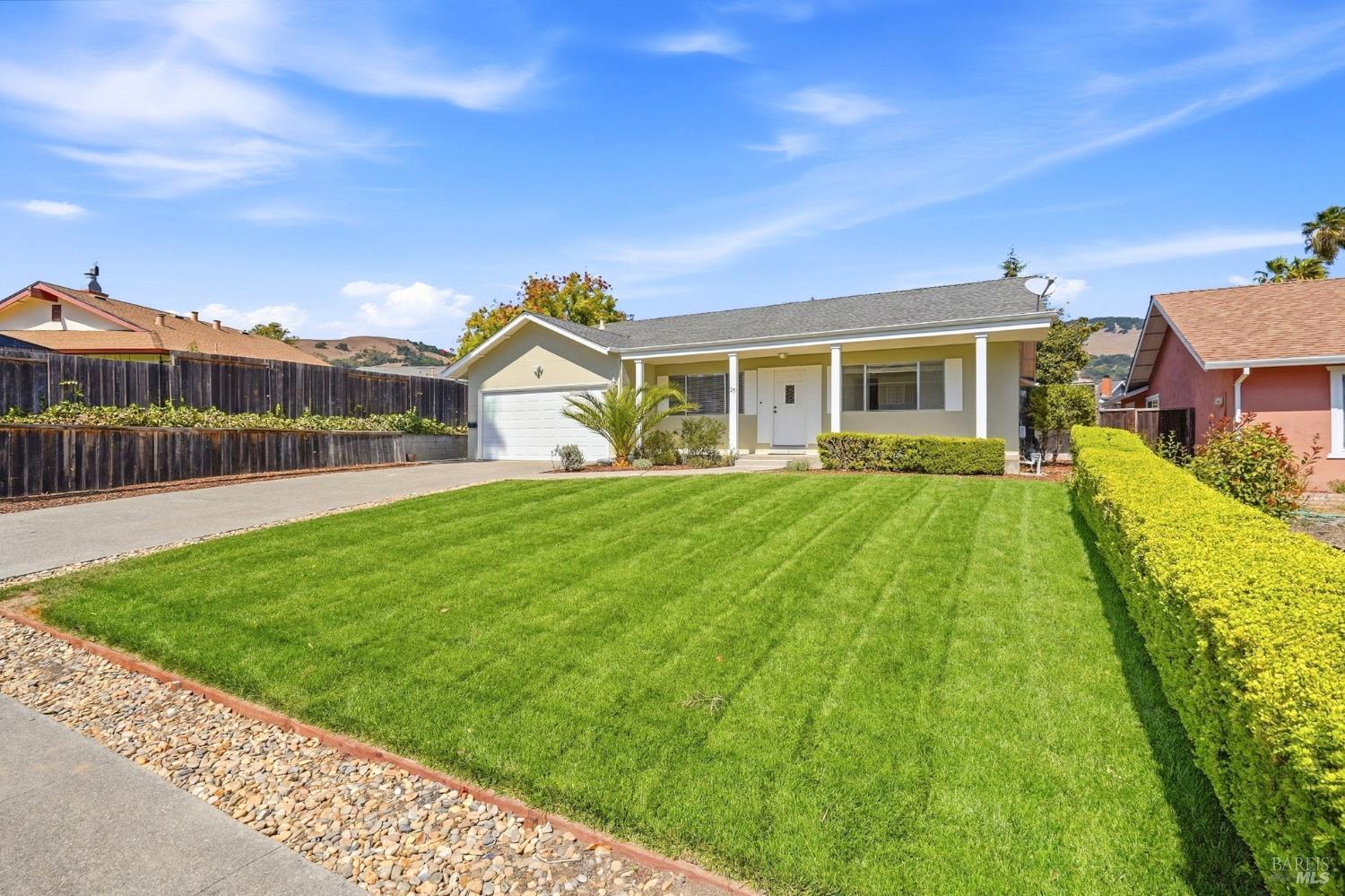 25 San Aleso Court Novato CA 94945