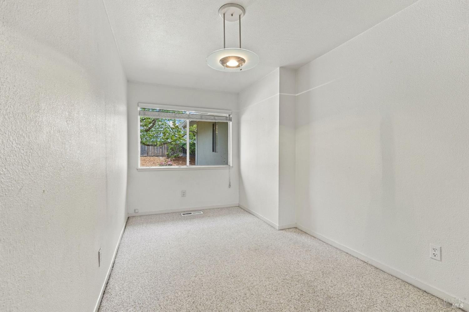 25 San Aleso Court Novato CA 94945