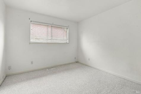25 San Aleso Court Novato CA 94945