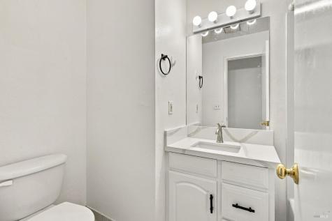 25 San Aleso Court Novato CA 94945