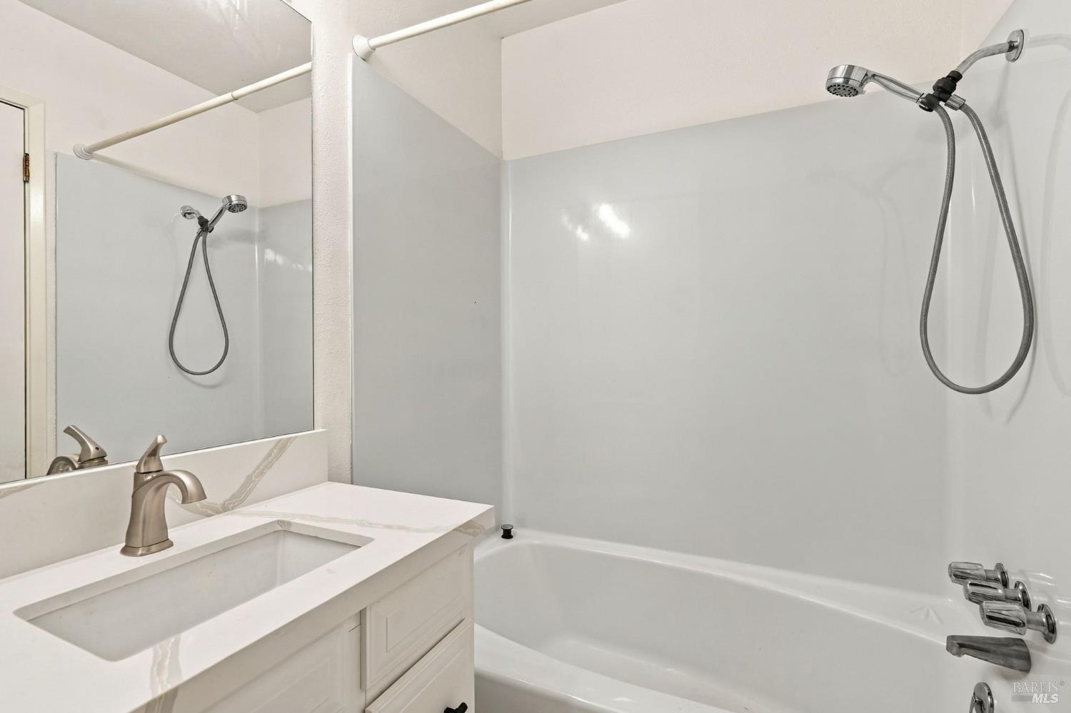 25 San Aleso Court Novato CA 94945
