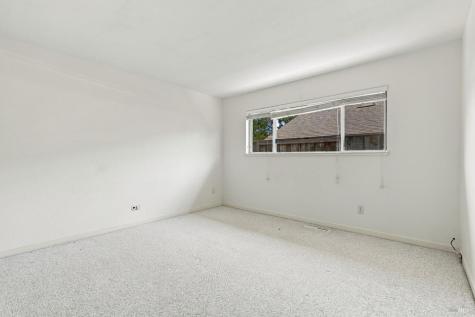 25 San Aleso Court Novato CA 94945