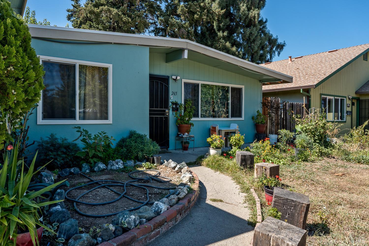 265 Irvington Drive Ukiah CA 95482