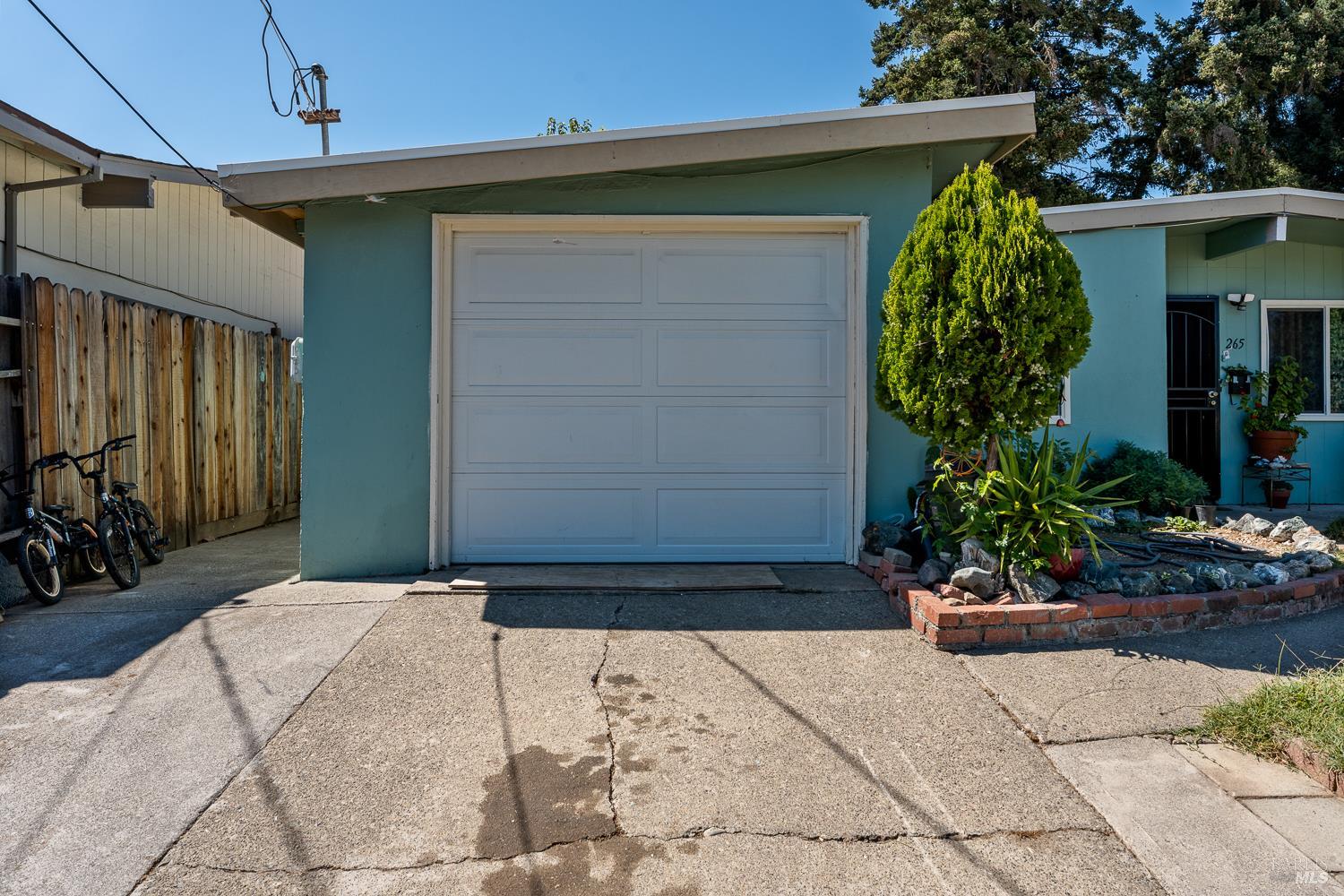265 Irvington Drive Ukiah CA 95482