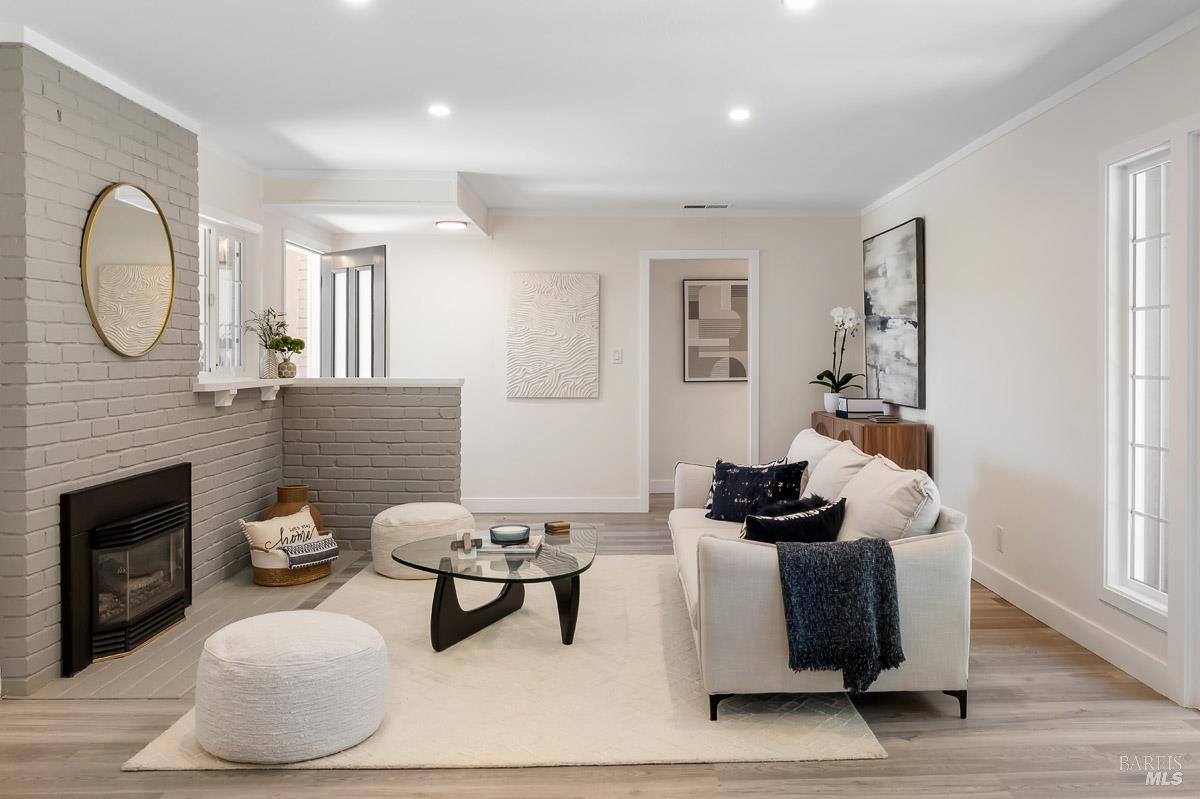 546 Pinewood Drive San Rafael CA 94903
