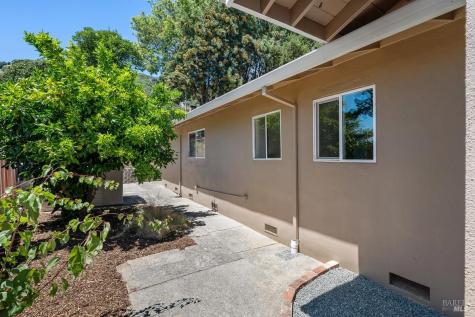 546 Pinewood Drive San Rafael CA 94903