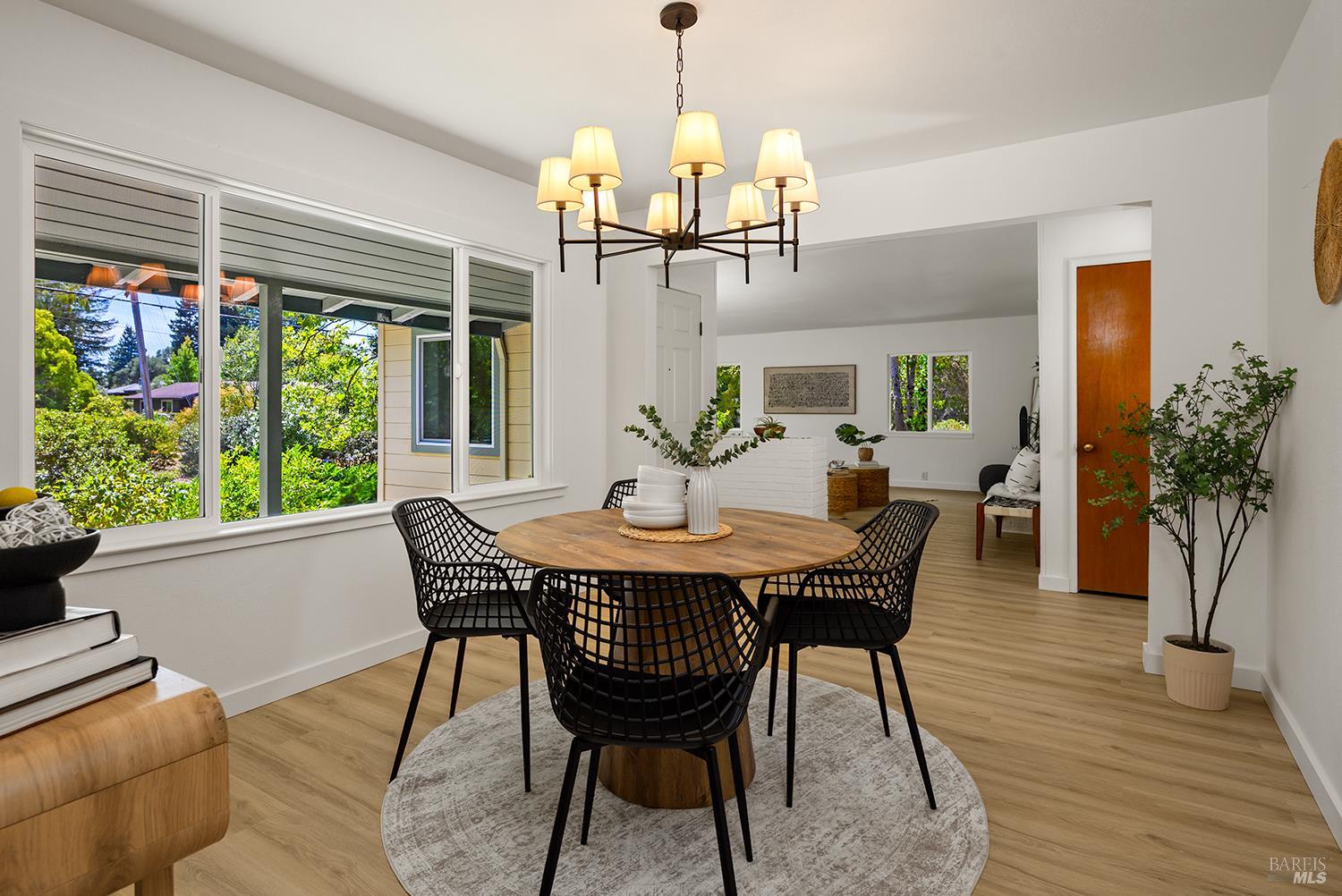 7898 Joyce Drive Sebastopol CA 95472