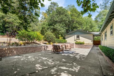 7898 Joyce Drive Sebastopol CA 95472