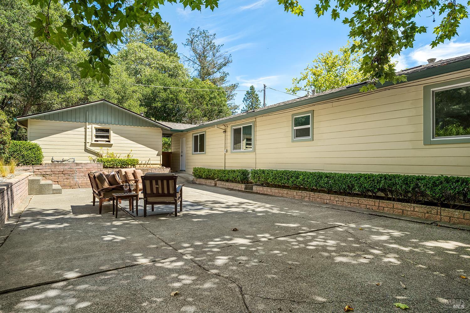 7898 Joyce Drive Sebastopol CA 95472