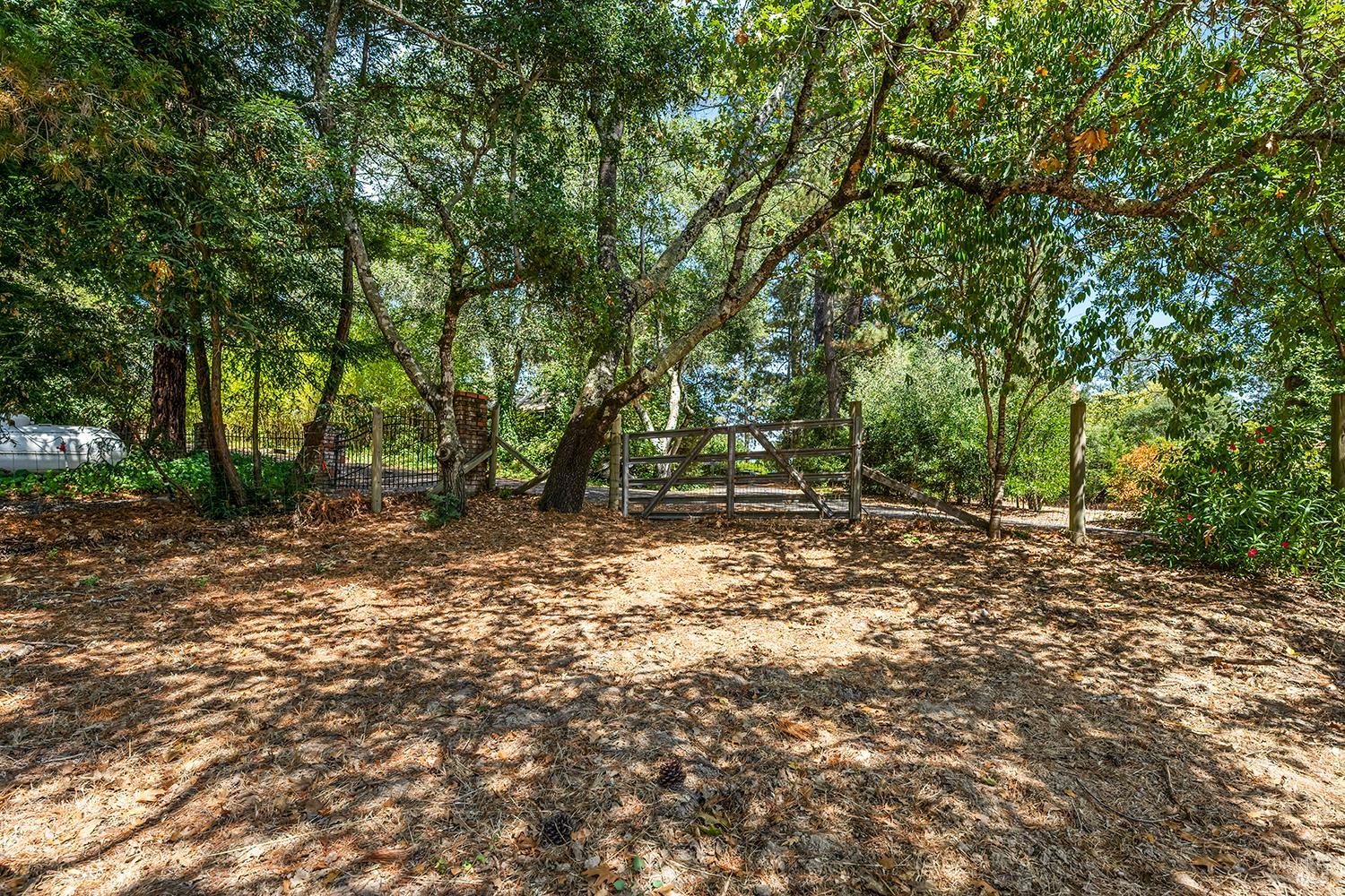 7898 Joyce Drive Sebastopol CA 95472