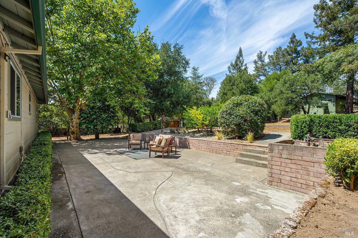 7898 Joyce Drive Sebastopol CA 95472