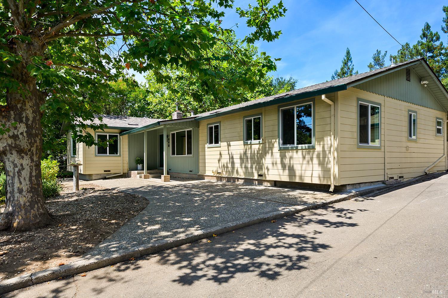7898 Joyce Drive Sebastopol CA 95472