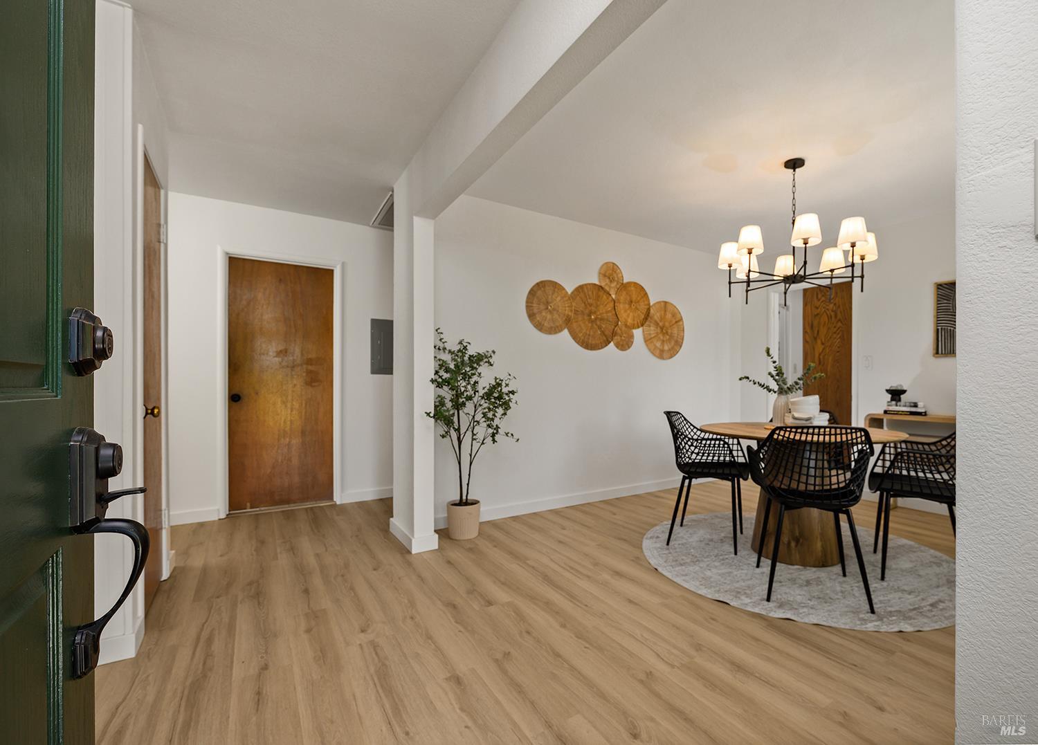 7898 Joyce Drive Sebastopol CA 95472