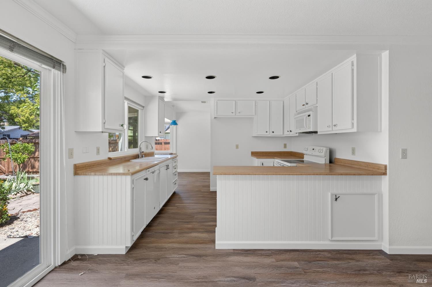 437 Valencia Lane Vacaville CA 95688