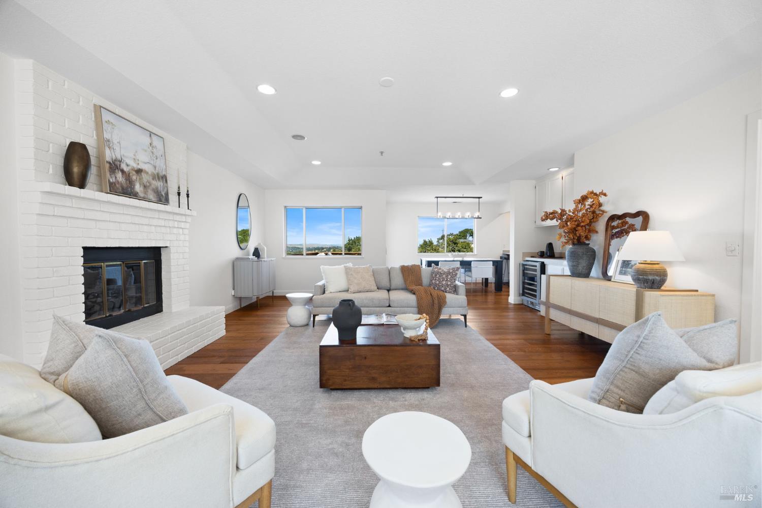1218 Highland Drive Novato CA 94949