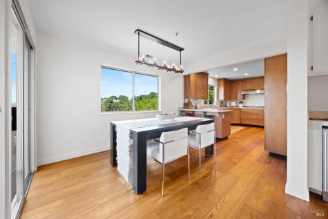 1218 Highland Drive Novato CA 94949