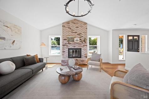1218 Highland Drive Novato CA 94949