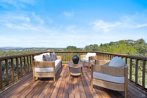 1218 Highland Drive Novato CA 94949