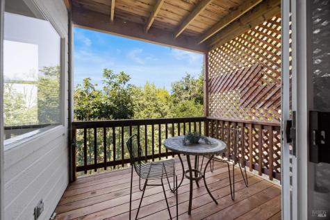 1218 Highland Drive Novato CA 94949