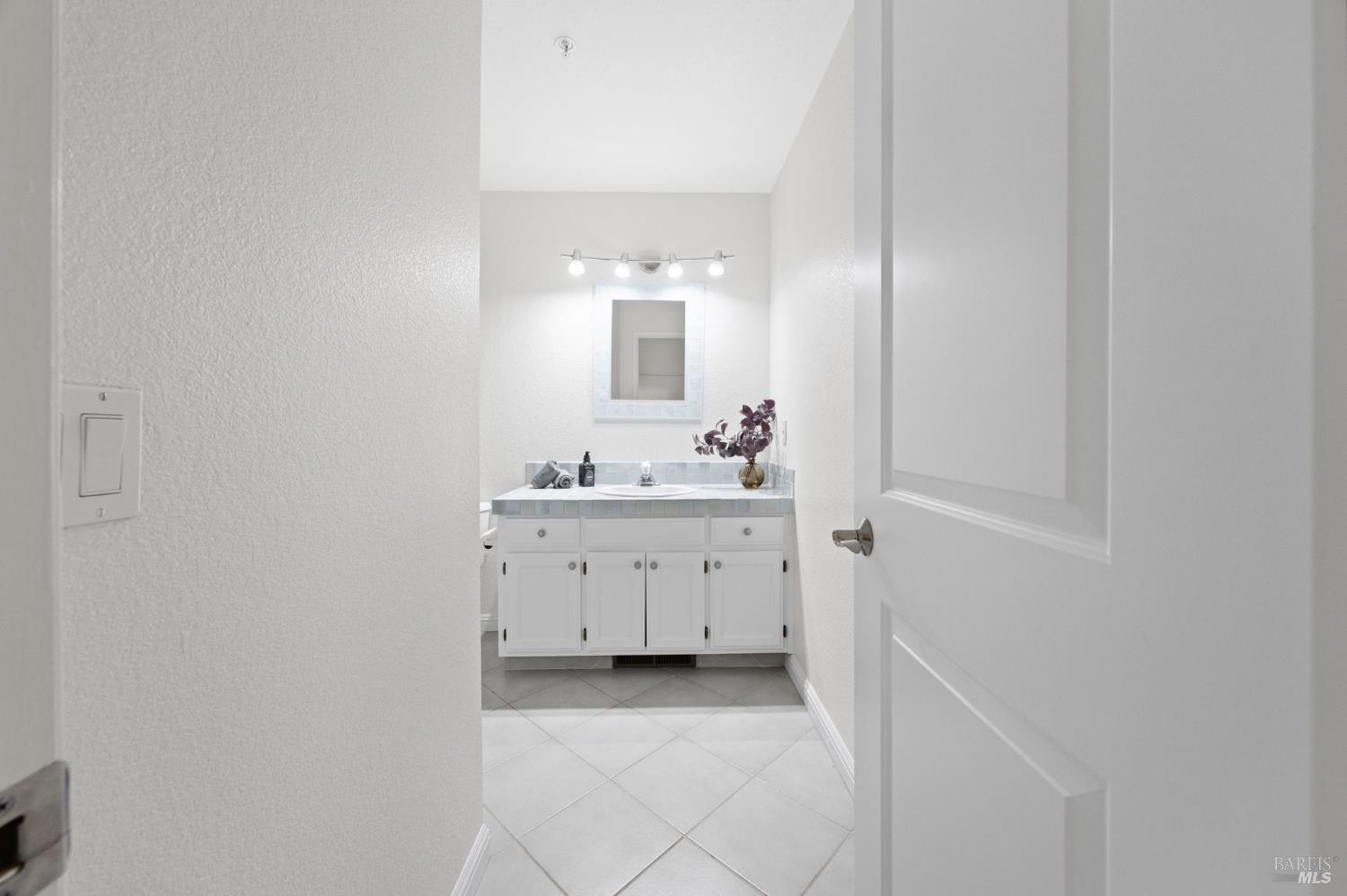 1218 Highland Drive Novato CA 94949