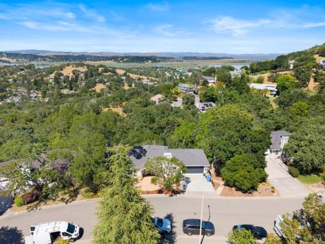 1218 Highland Drive Novato CA 94949