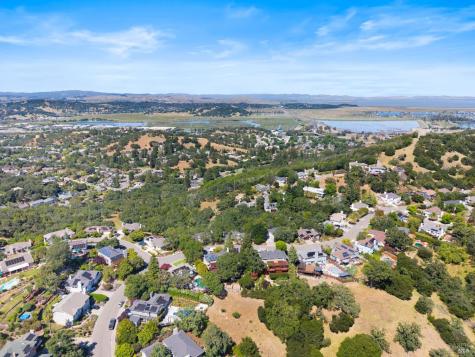 1218 Highland Drive Novato CA 94949