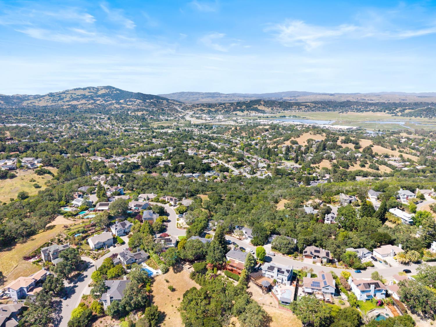 1218 Highland Drive Novato CA 94949
