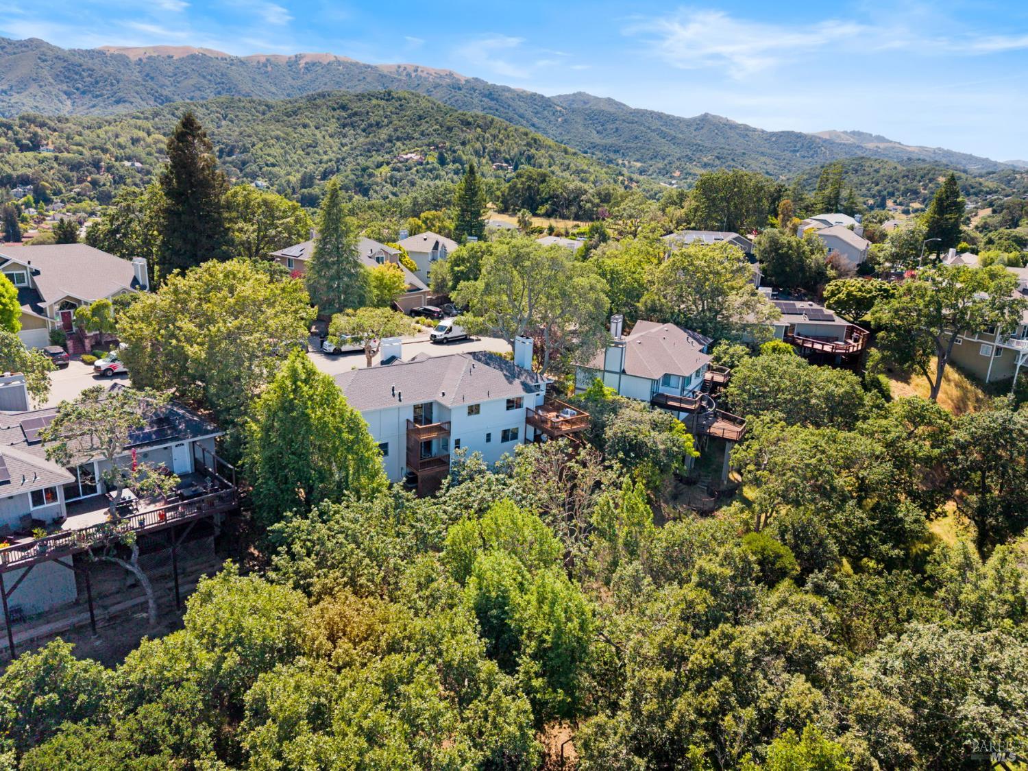 1218 Highland Drive Novato CA 94949