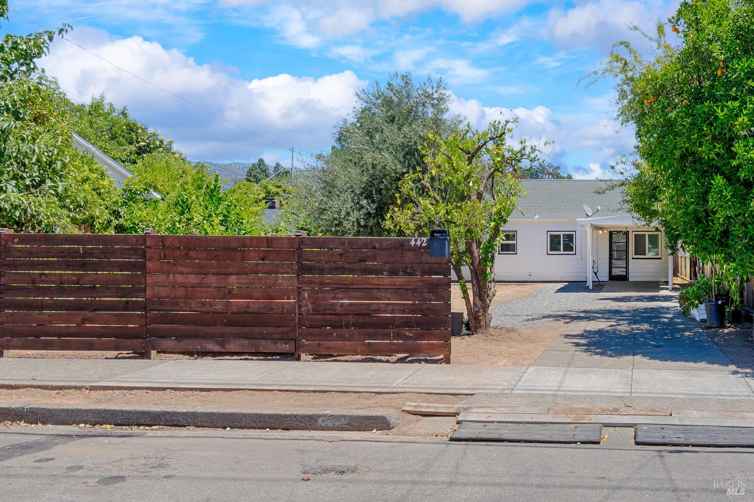 442 N Jefferson Street Cloverdale CA 95425