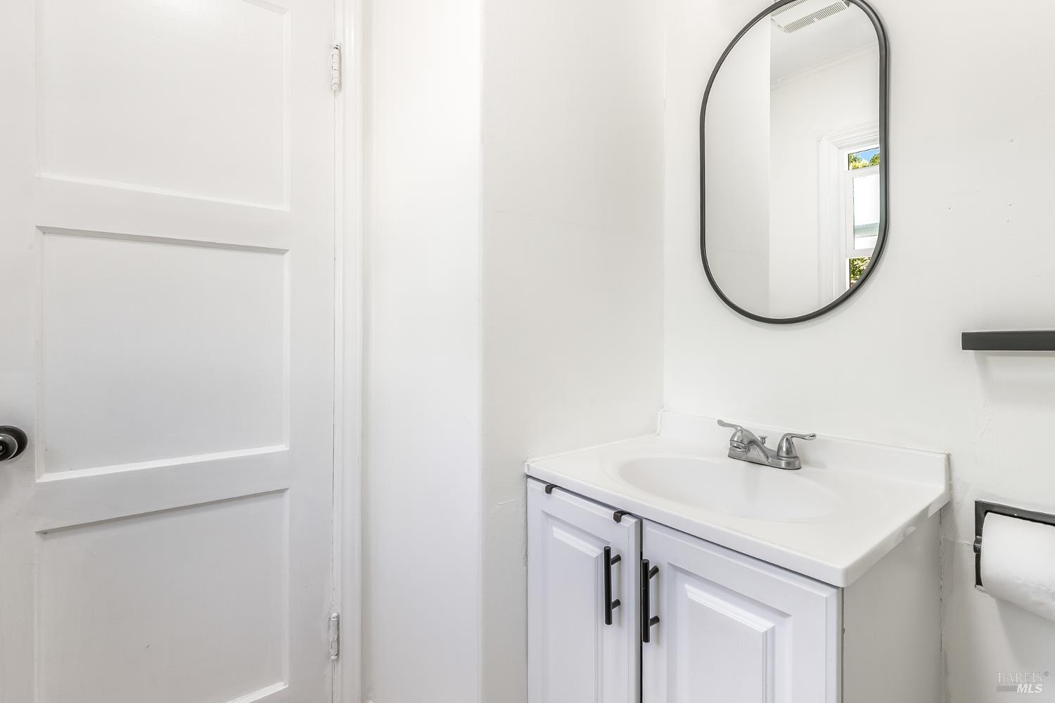 442 N Jefferson Street Cloverdale CA 95425