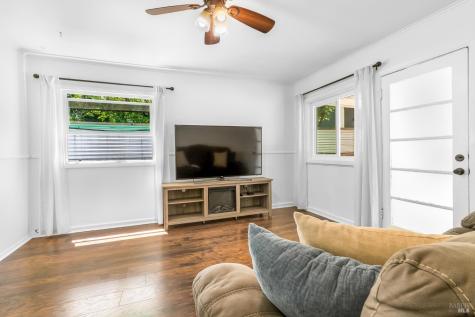 442 N Jefferson Street Cloverdale CA 95425