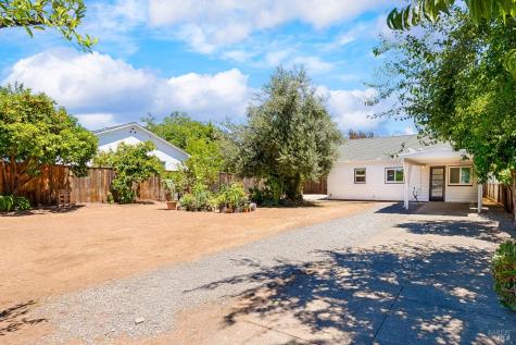 442 N Jefferson Street Cloverdale CA 95425