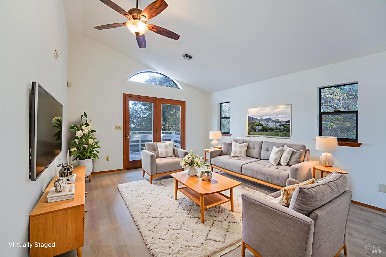 301 Toyon Road Ukiah CA 95482